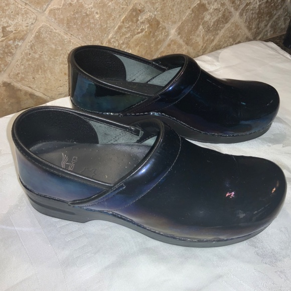 Dansko Clogs Iridescent Black Petrol Patent Leather Sz 42 W 11.5/12 M 8.5/9 - Picture 5 of 10